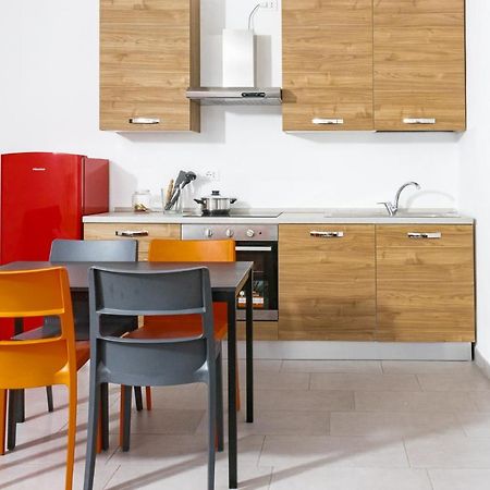 Staurenghi Red Apartment Βαρέζε Εξωτερικό φωτογραφία