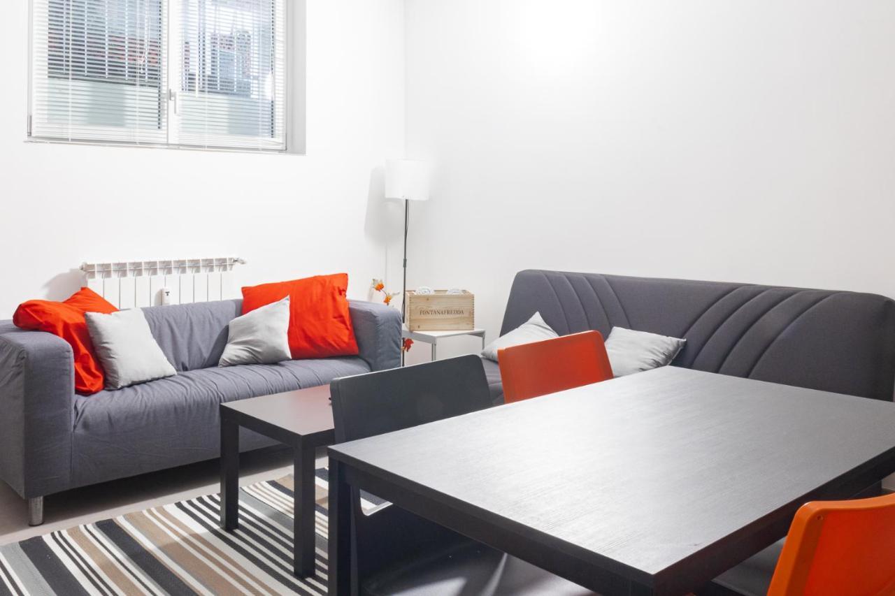 Staurenghi Red Apartment Βαρέζε Εξωτερικό φωτογραφία